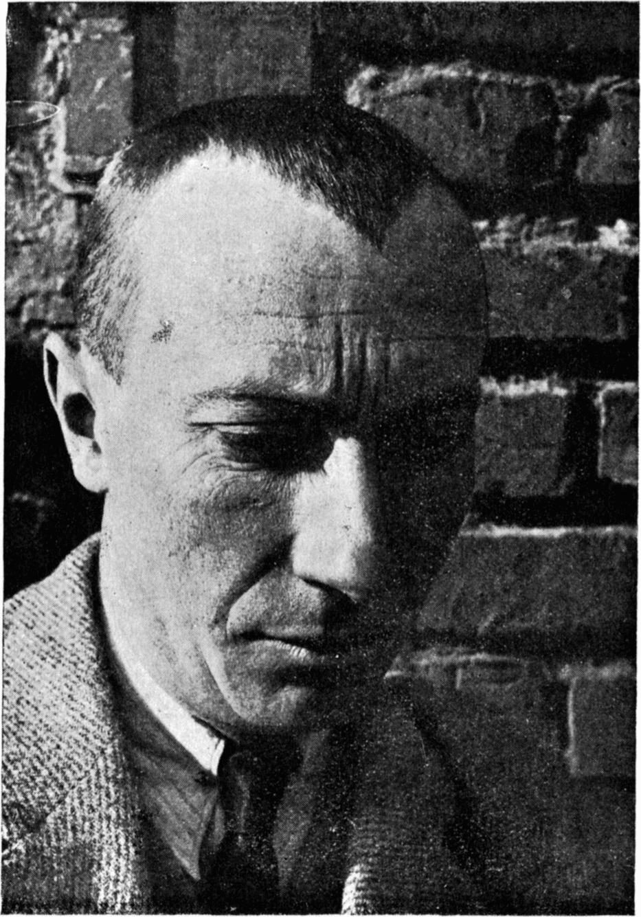 Retrato fotográfico de Jean Arp hacia 1925, publicado en la revista De Stijl